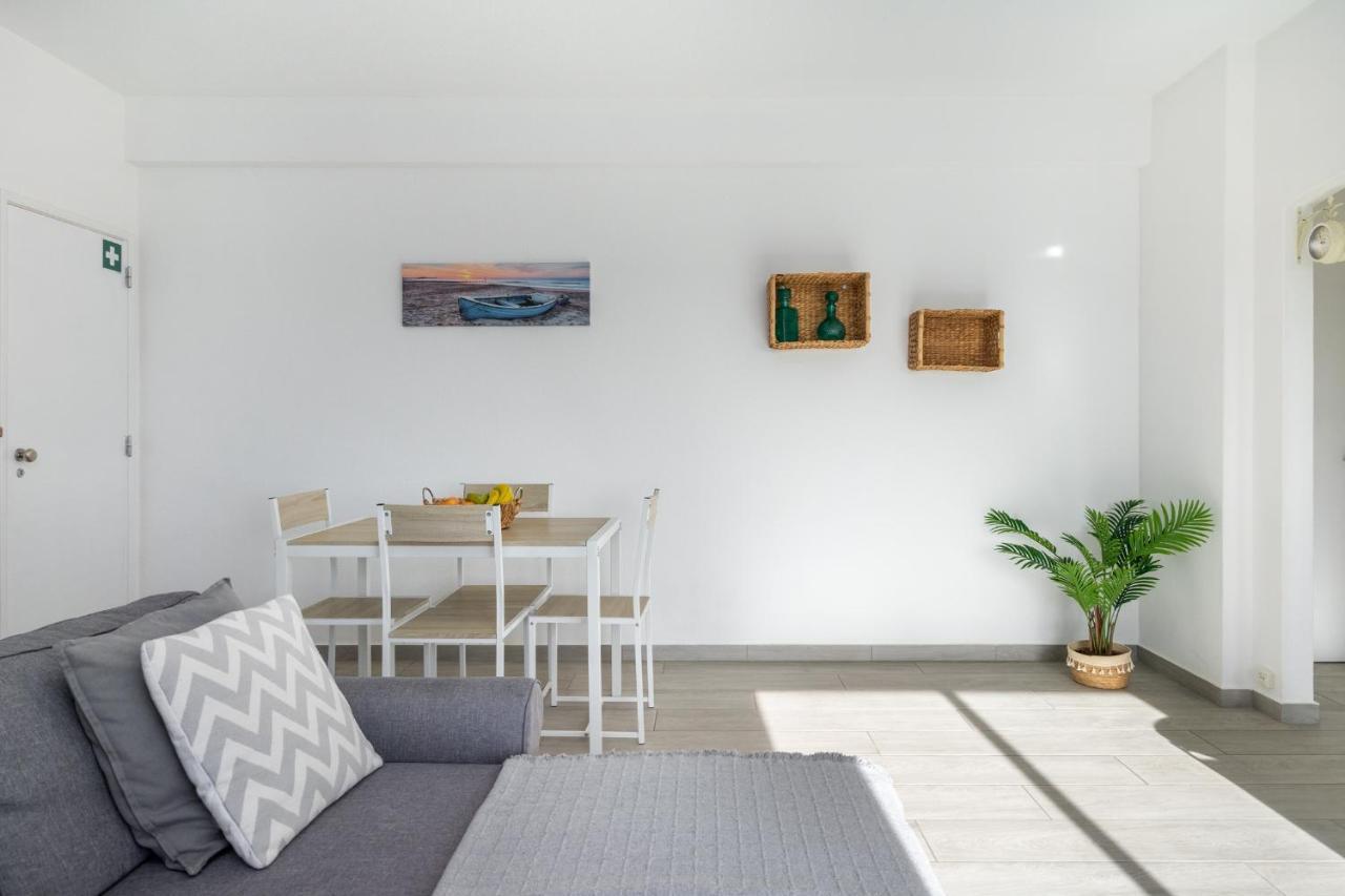 Apartamento Cor Do Mar - Sunny, Clean And Spacious Apartment With Sea View, In Alvor - Very Close Walking Distance To The Beach And Alvor Village Exterior foto